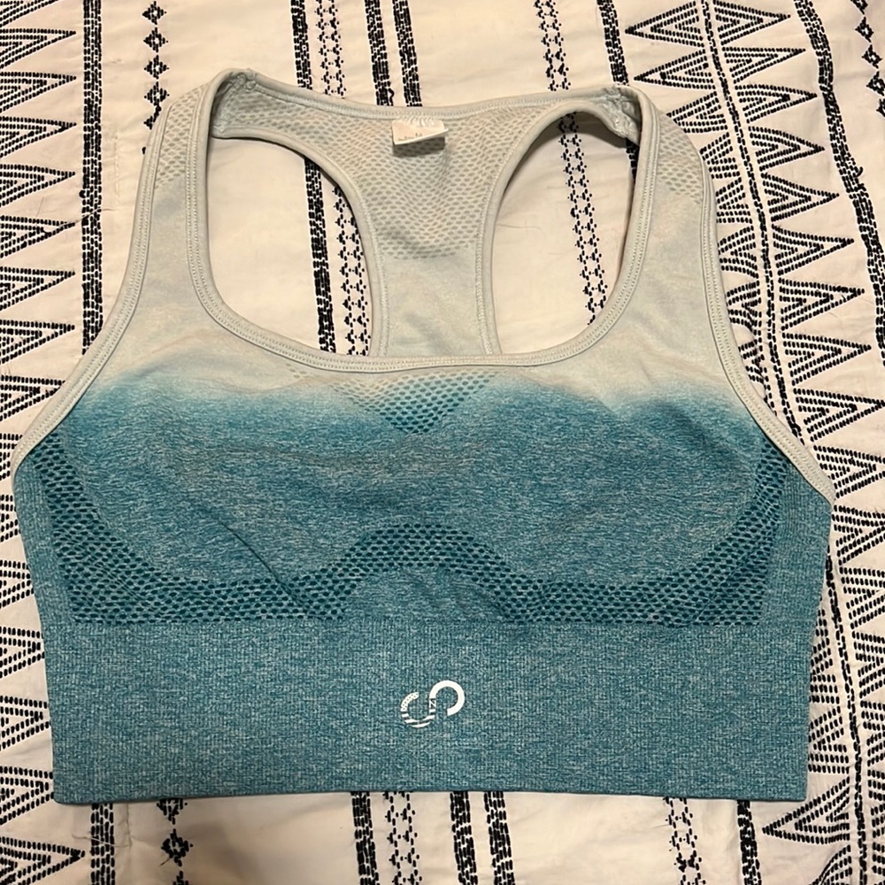 Curves n combatboots teal seamless racerback sports bra medium